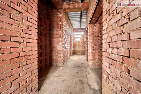 Prodej rodinného domu, 250 m² - 10