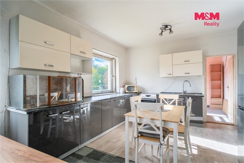 Prodej rodinného domu, 159 m² - 0