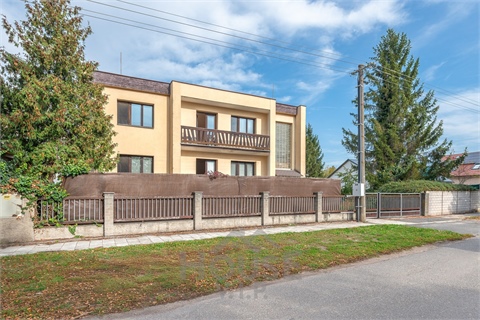 Prodej rodinného domu, 356 m² - 0