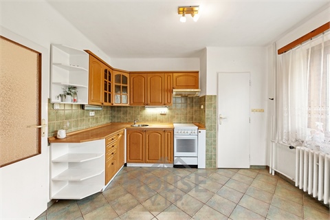 Prodej rodinného domu, 356 m² - 8
