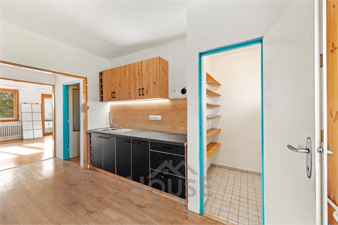 Prodej rodinného domu, 356 m² 24
