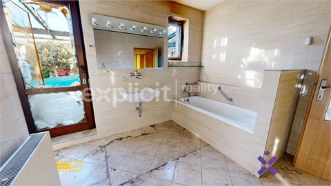 Prodej rodinného domu, 278 m² 10