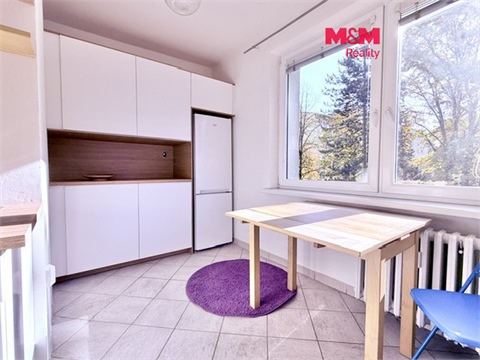 Pronájem bytu 1+1, 38 m² 0