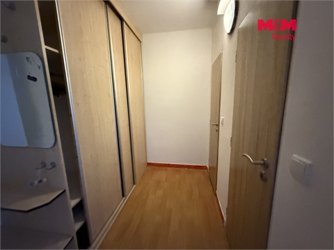 Pronájem bytu 1+1, 36 m² 10