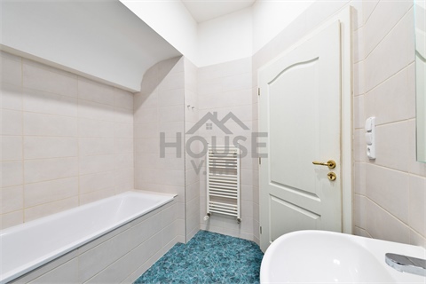 Prodej bytu 3kk, 63 m² 22