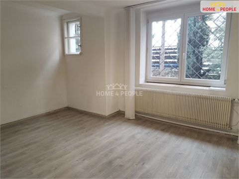 Pronájem skladu / haly, 40 m² 0