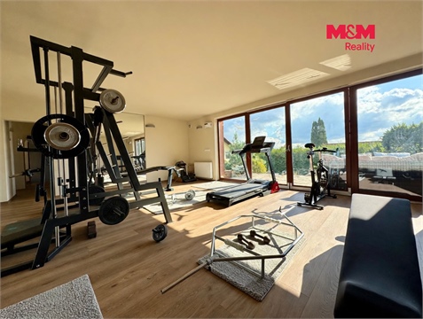 Prodej rodinného domu, 296 m² - 2