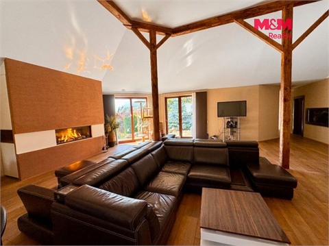 Prodej rodinného domu, 296 m² 8