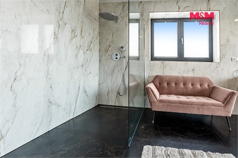 Prodej rodinného domu, 895 m² 14