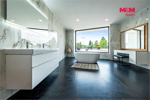 Prodej rodinného domu, 895 m² 6