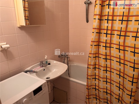 Pronájem bytu 1kk, 17 m² - 12