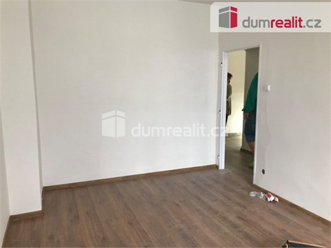 Pronájem bytu 1kk, 17 m² - 0