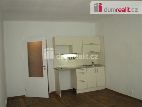 Pronájem bytu 1kk, 26 m² - 0