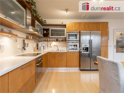 Prodej bytu 2kk, 62 m² 2