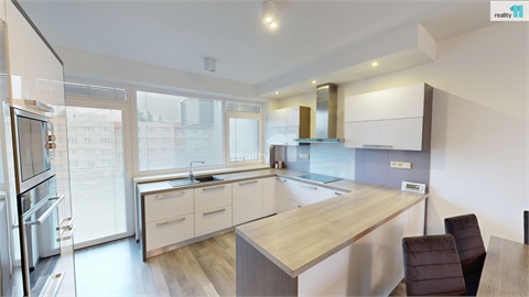 Pronájem bytu 4kk, 89 m² 4