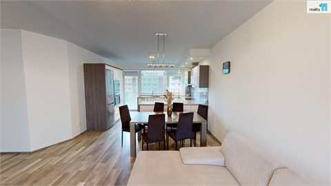 Pronájem bytu 4kk, 89 m² 2