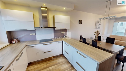 Pronájem bytu 4kk, 89 m² - 4