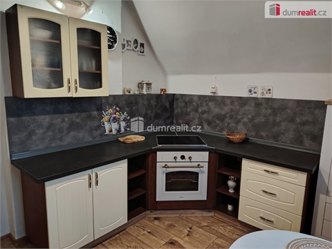 Pronájem bytu 2+1, 75 m² 0