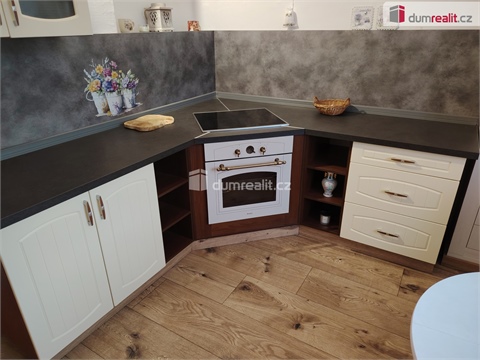 Pronájem bytu 2+1, 75 m² 14