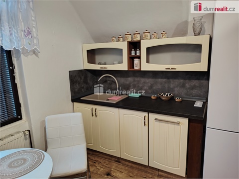 Pronájem bytu 2+1, 75 m² - 4