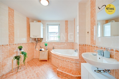 Prodej rodinného domu, 150 m² 6