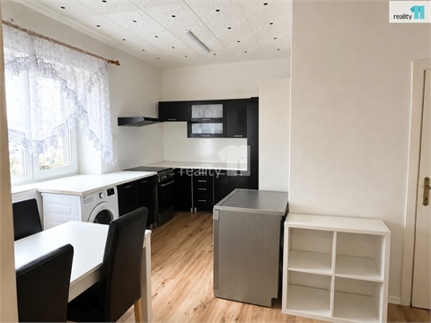 Prodej komerčního objektu, 600 m² 6