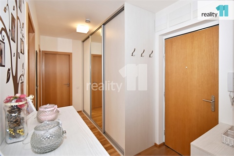 Pronájem bytu 3kk, 86 m² 24