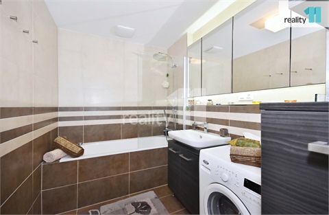 Pronájem bytu 3kk, 86 m² 14
