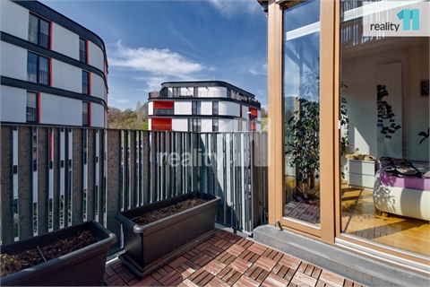 Pronájem bytu 3kk, 86 m² 28