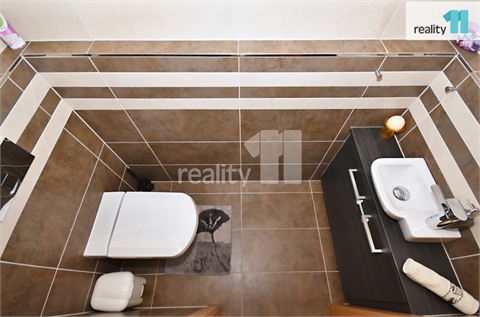 Pronájem bytu 3kk, 86 m² 22